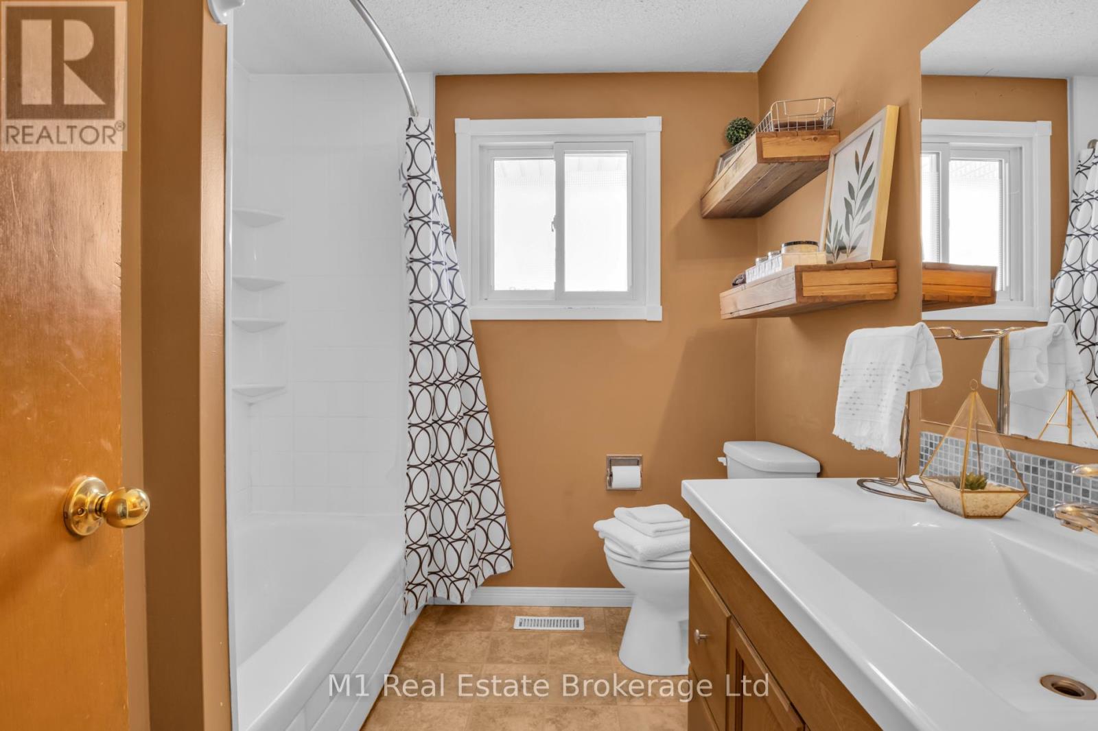 506 Mctavish Street, Centre Wellington, Ontario  N1M 3C7 - Photo 21 - X12742896