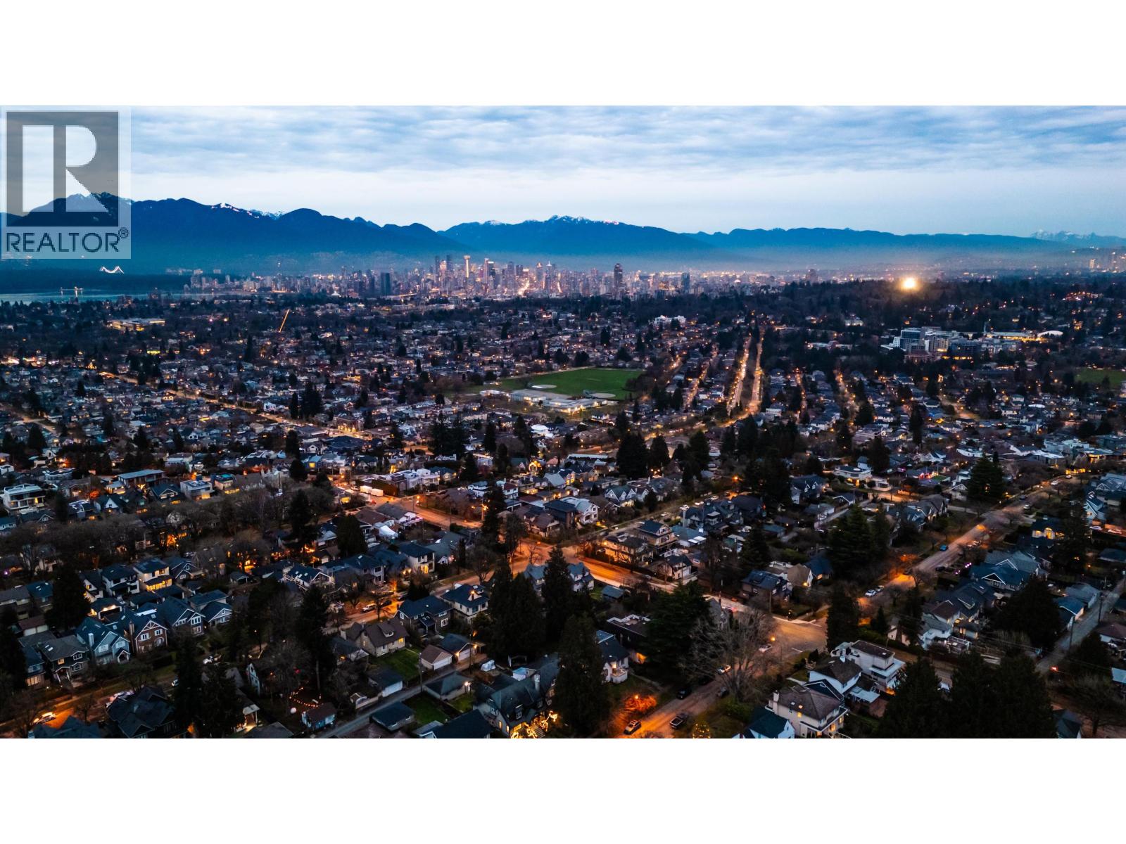 4180 Quesnel Drive, Vancouver, British Columbia  V6L 2X6 - Photo 4 - R3081471