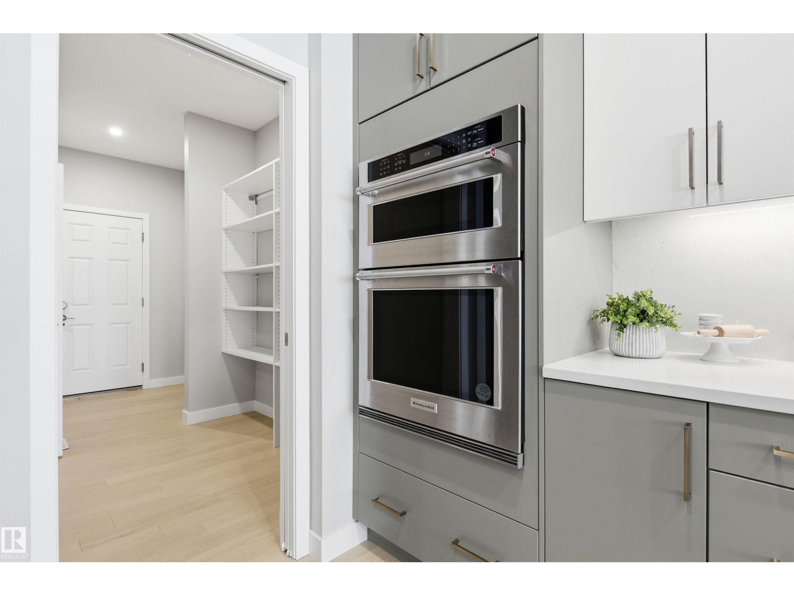 4899 Kinney Rd Sw, Edmonton, Alberta  T6W 5G9 - Photo 17 - E4469369