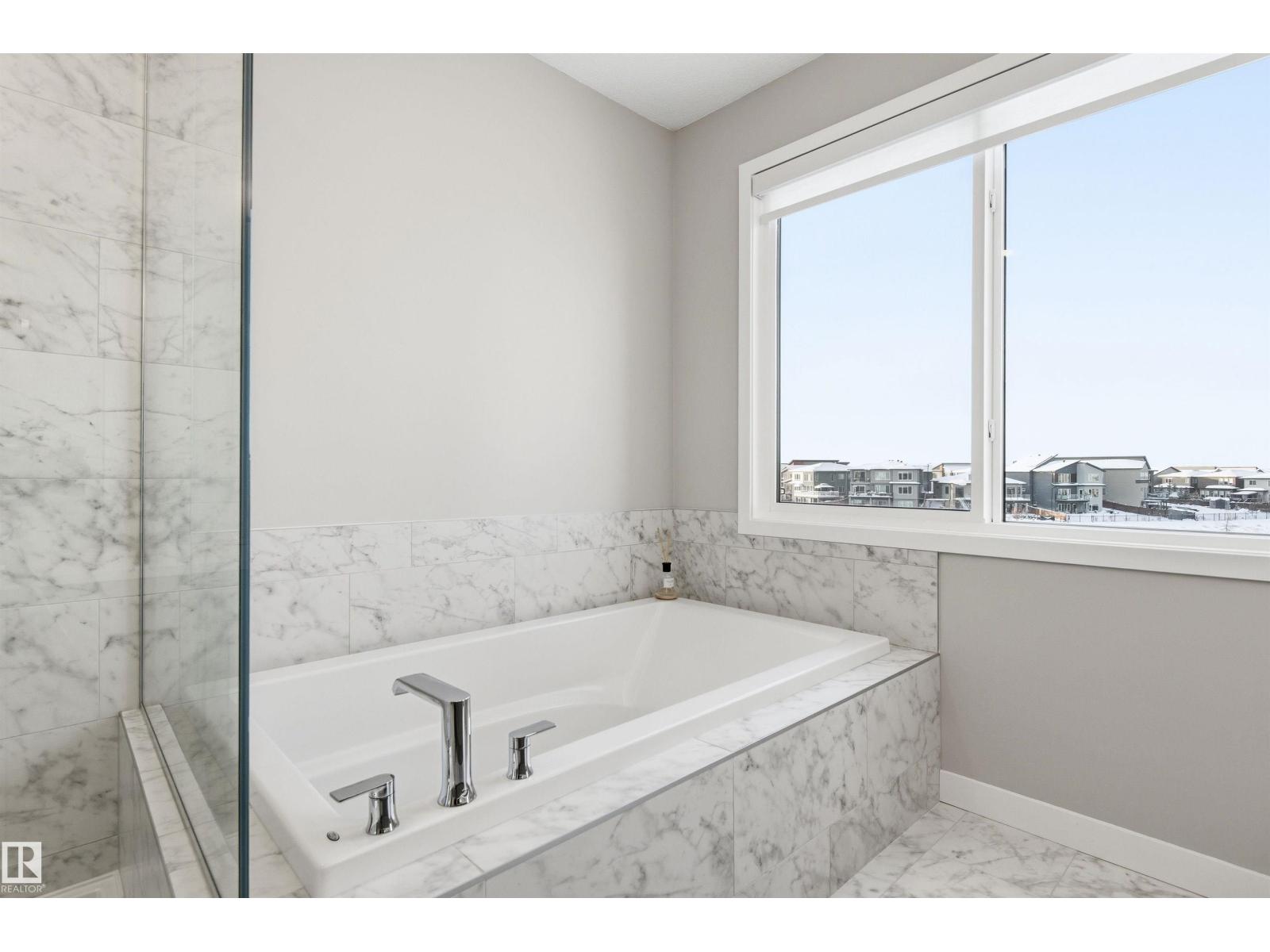 4899 Kinney Rd Sw, Edmonton, Alberta  T6W 5G9 - Photo 36 - E4469369