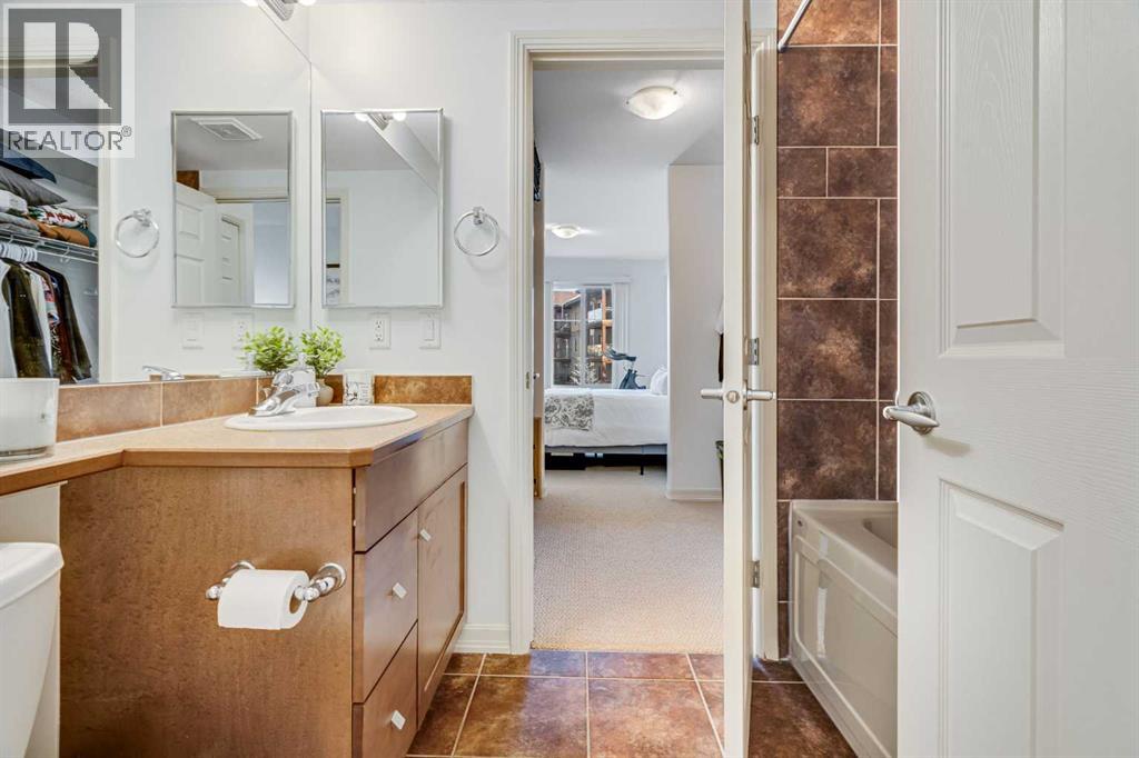 1315, 92 Crystal Shores Road, Okotoks, Alberta  T1S 2M8 - Photo 14 - A2281716