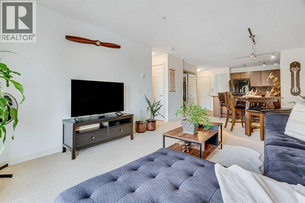 1315, 92 Crystal Shores Road, Okotoks, Alberta  T1S 2M8 - Photo 6 - A2281716