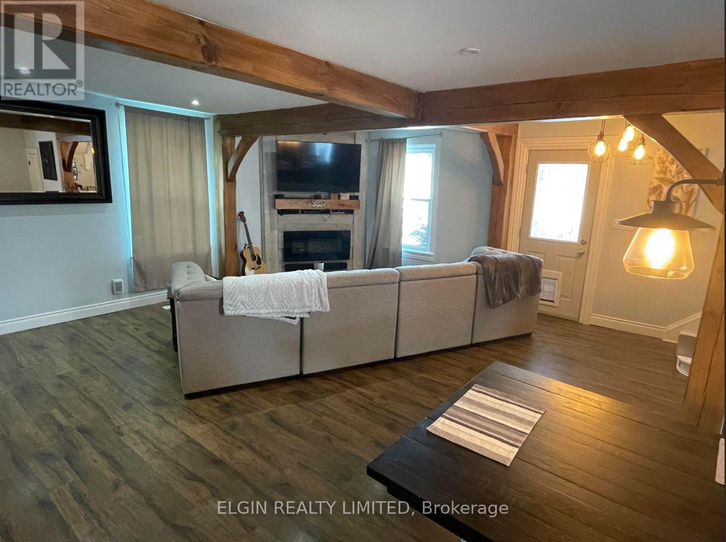 115 Balaclava Street, St. Thomas, Ontario  N5P 3C8 - Photo 3 - X12742836