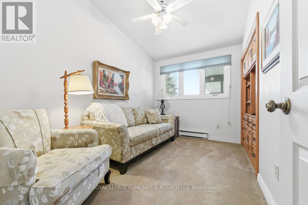 528 Irving Street, Pembroke, Ontario  K8A 2T9 - Photo 28 - X12742898