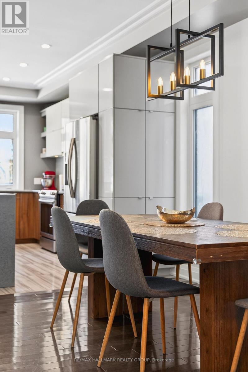 579 Foxview Place, Ottawa, Ontario  K1K 4E1 - Photo 5 - X12742856