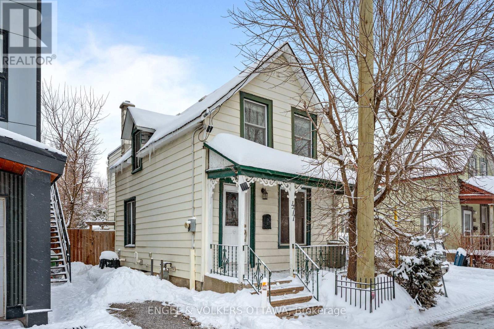 477 BOOTH STREET, Ottawa, Ontario