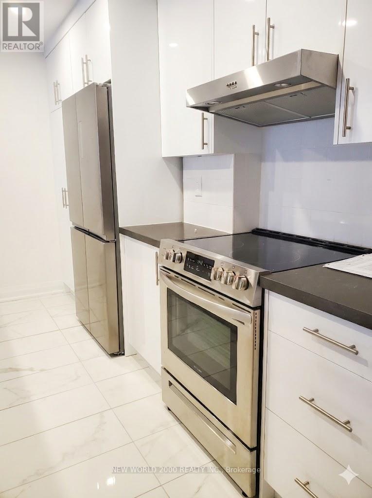 806 - 88 Bernard Avenue, Toronto, Ontario  M5R 1R7 - Photo 2 - C12742834