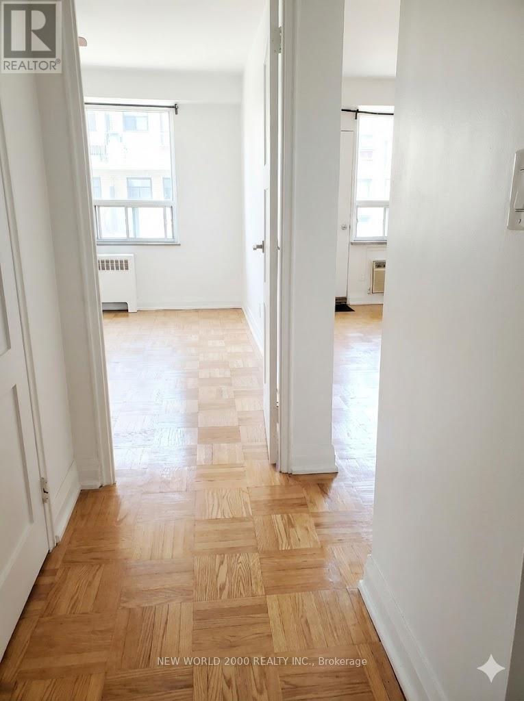 806 - 88 Bernard Avenue, Toronto, Ontario  M5R 1R7 - Photo 3 - C12742834