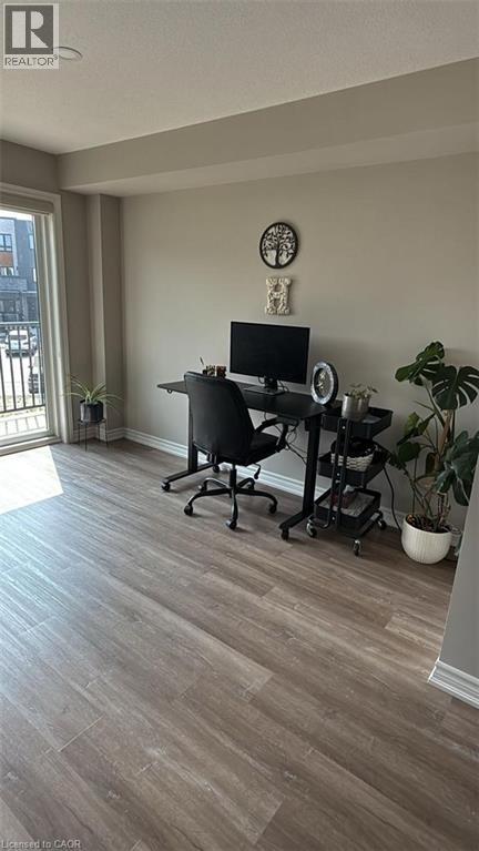 261 Chapel Hill Drive Unit# 45, Kitchener, Ontario N2R 1N5 - Photo 8 - 40801738