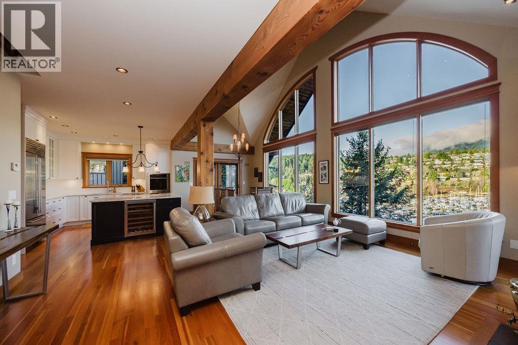 401 Skyline Drive, Gibsons, British Columbia  V0N 1V8 - Photo 13 - R3080514