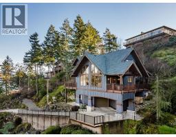 401 SKYLINE DRIVE, Gibsons, British Columbia