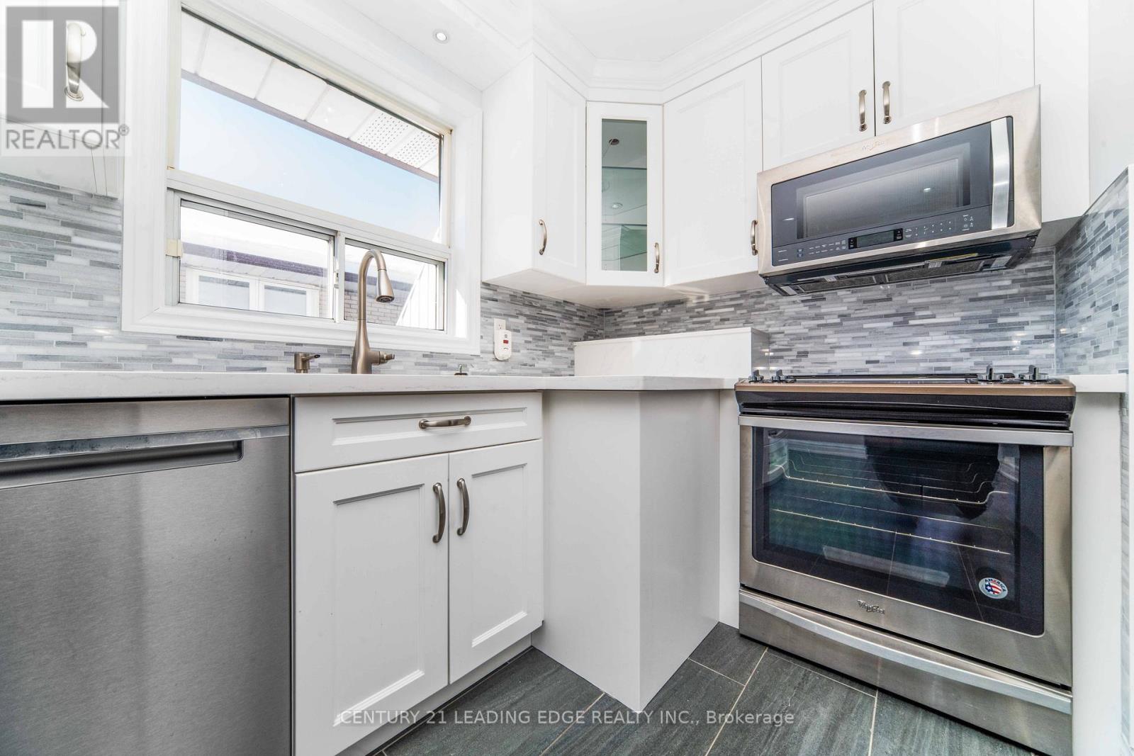 206 Cass Avenue, Toronto, Ontario  M1T 2C2 - Photo 16 - E12742874