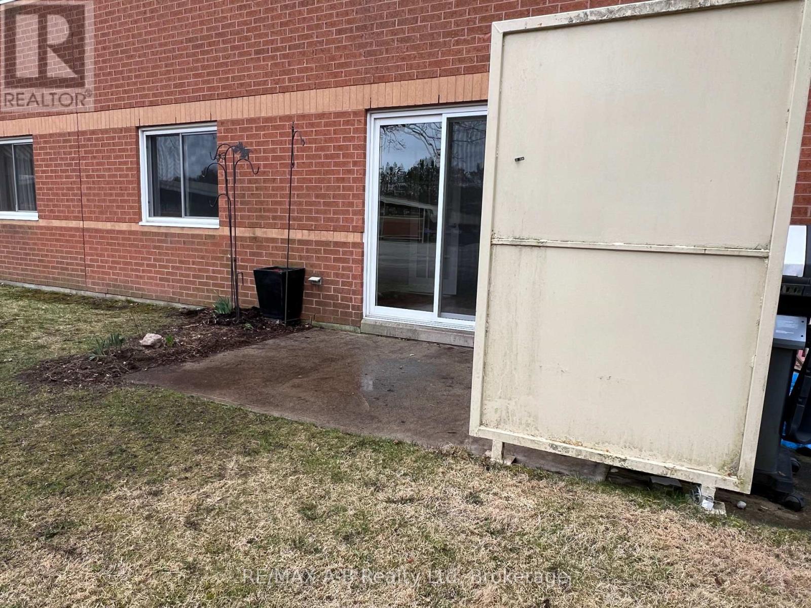 103 - 199 Hope Street East Street E, East Zorra-Tavistock, Ontario  N0B 2R0 - Photo 31 - X12092804