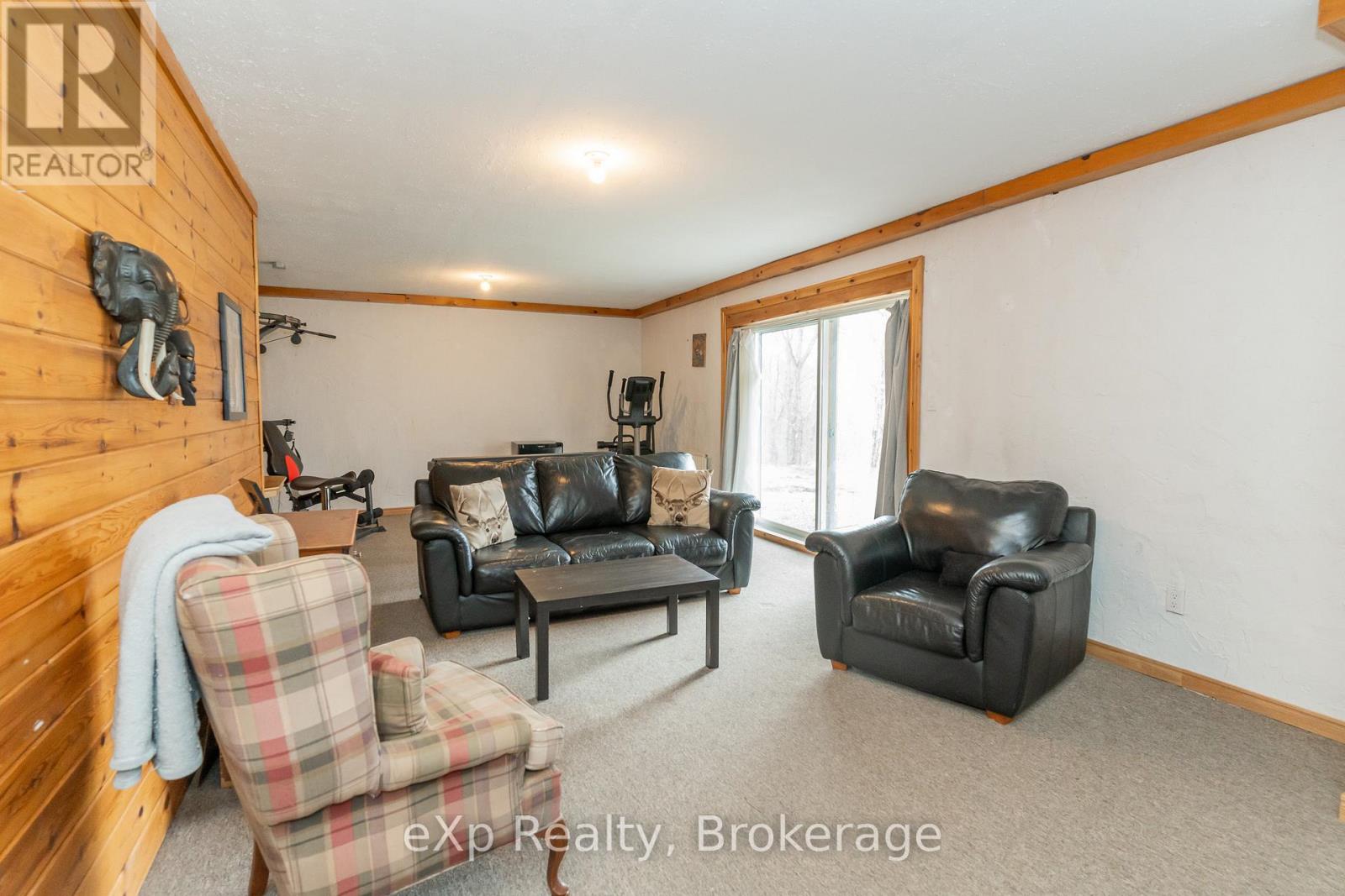 5331 Hwy 124 Highway, Magnetawan, Ontario  P0A 1P0 - Photo 27 - X12393052