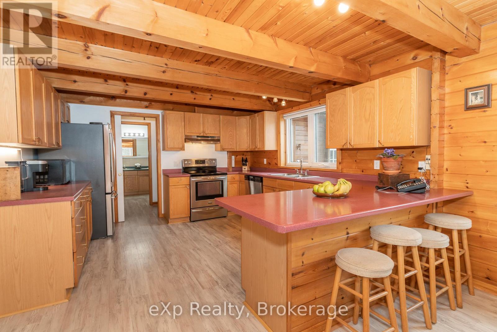 5331 Hwy 124 Highway, Magnetawan, Ontario  P0A 1P0 - Photo 9 - X12393052