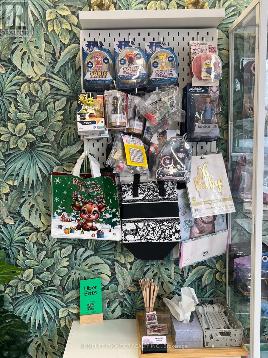 16 Wilstead Drive, Newmarket, Ontario  L3Y 4T9 - Photo 4 - N12742844