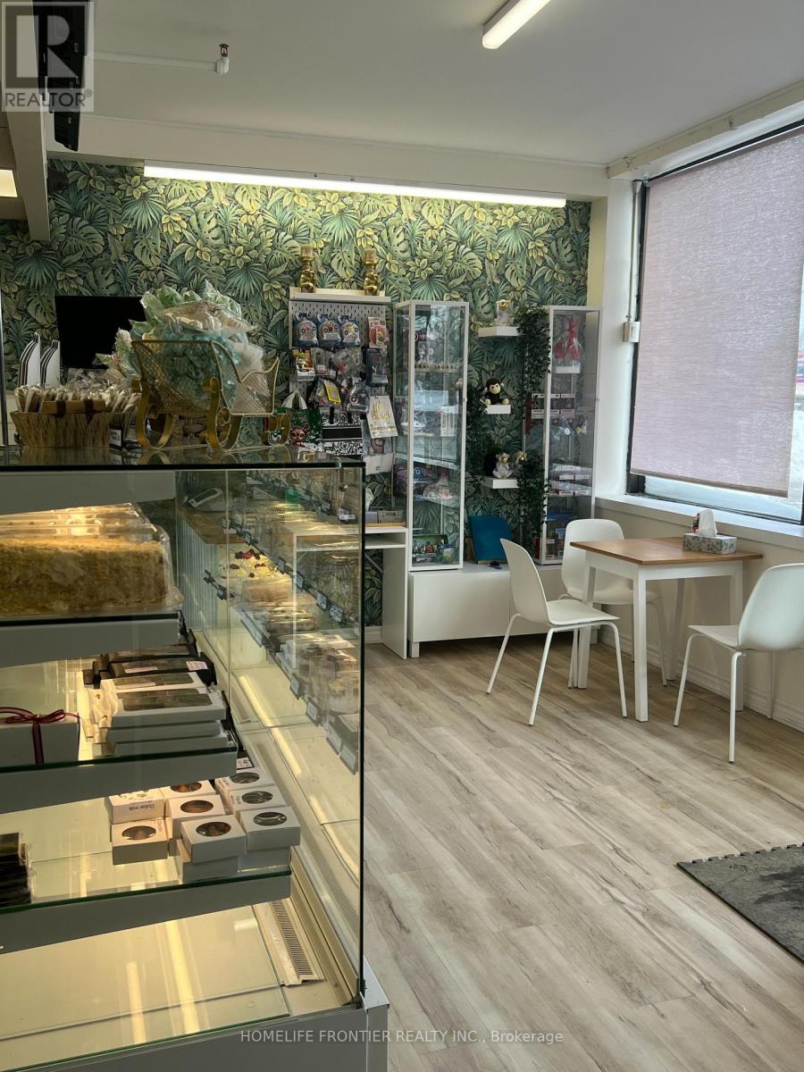 16 Wilstead Drive, Newmarket, Ontario  L3Y 4T9 - Photo 7 - N12742844