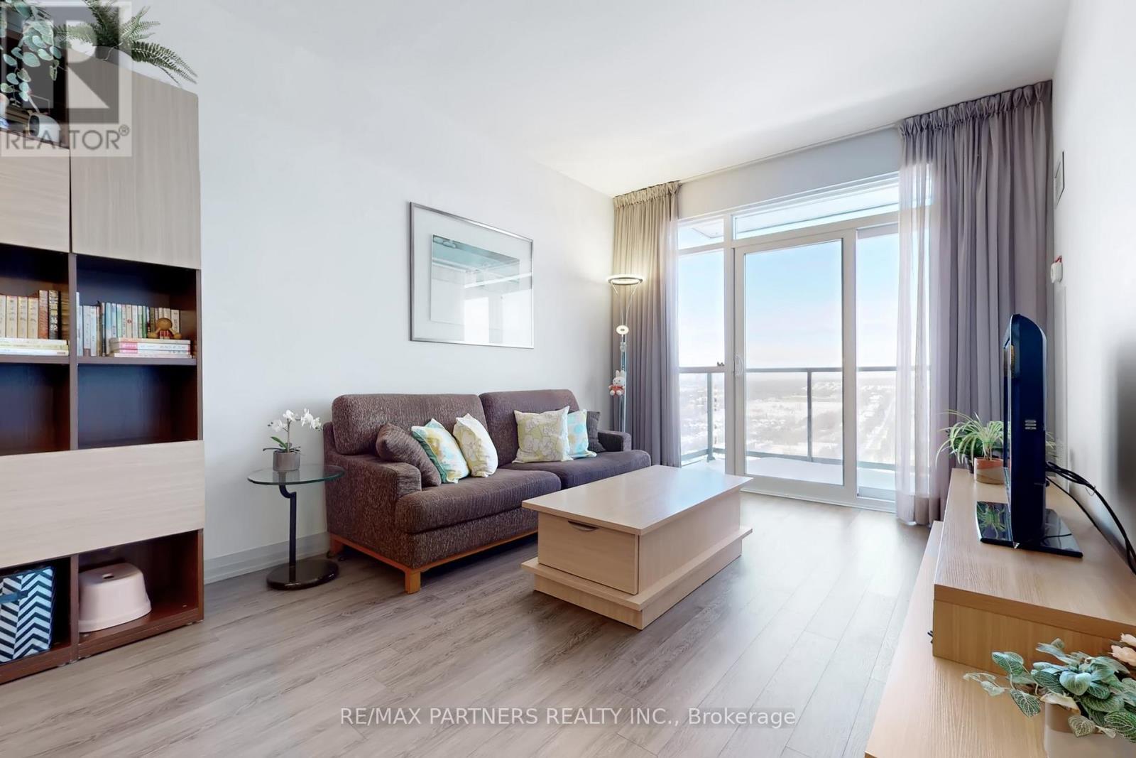 1906 - 65 Oneida Crescent, Richmond Hill, Ontario  L4B 0B1 - Photo 10 - N12742902