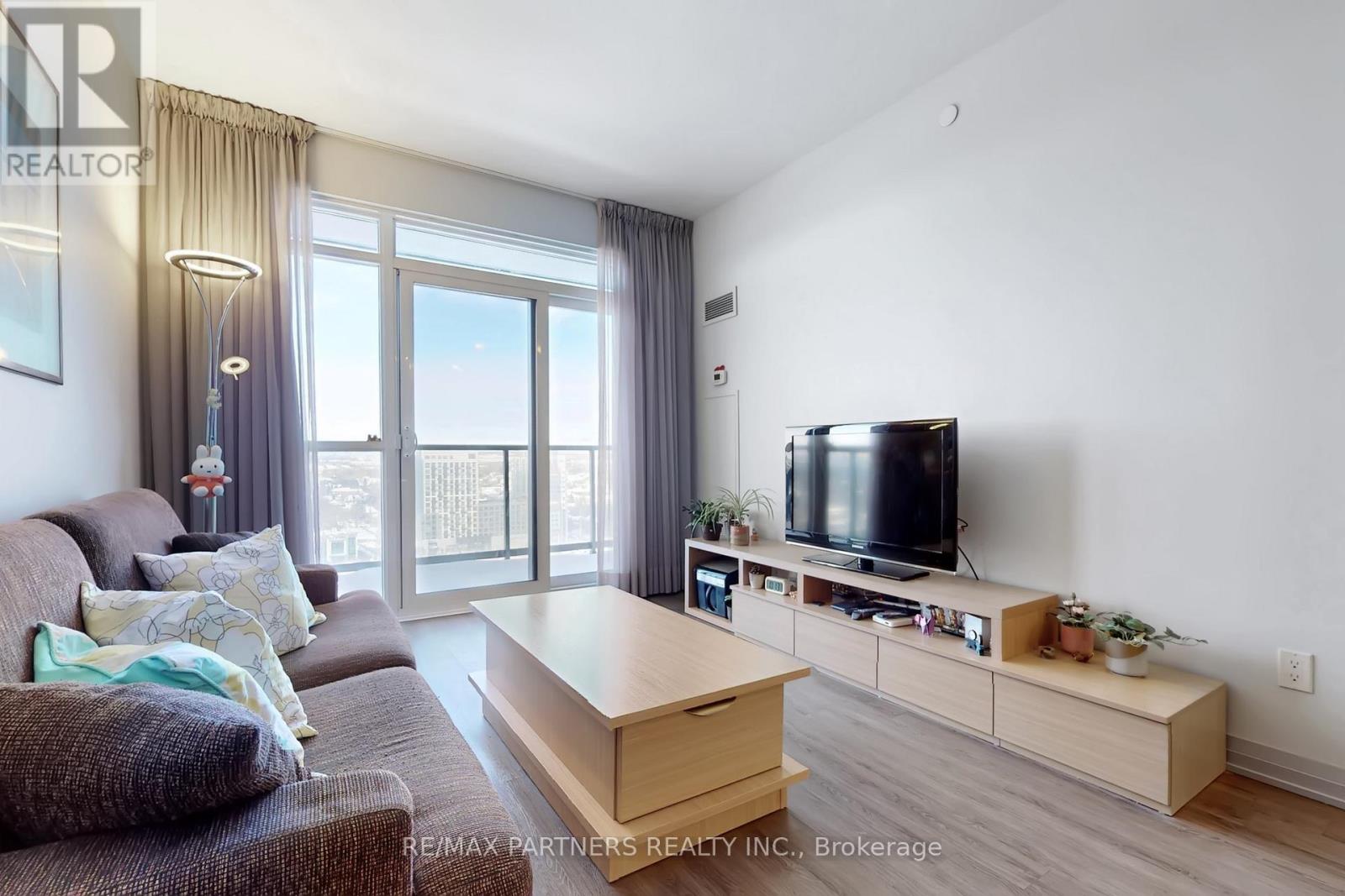 1906 - 65 Oneida Crescent, Richmond Hill, Ontario  L4B 0B1 - Photo 11 - N12742902