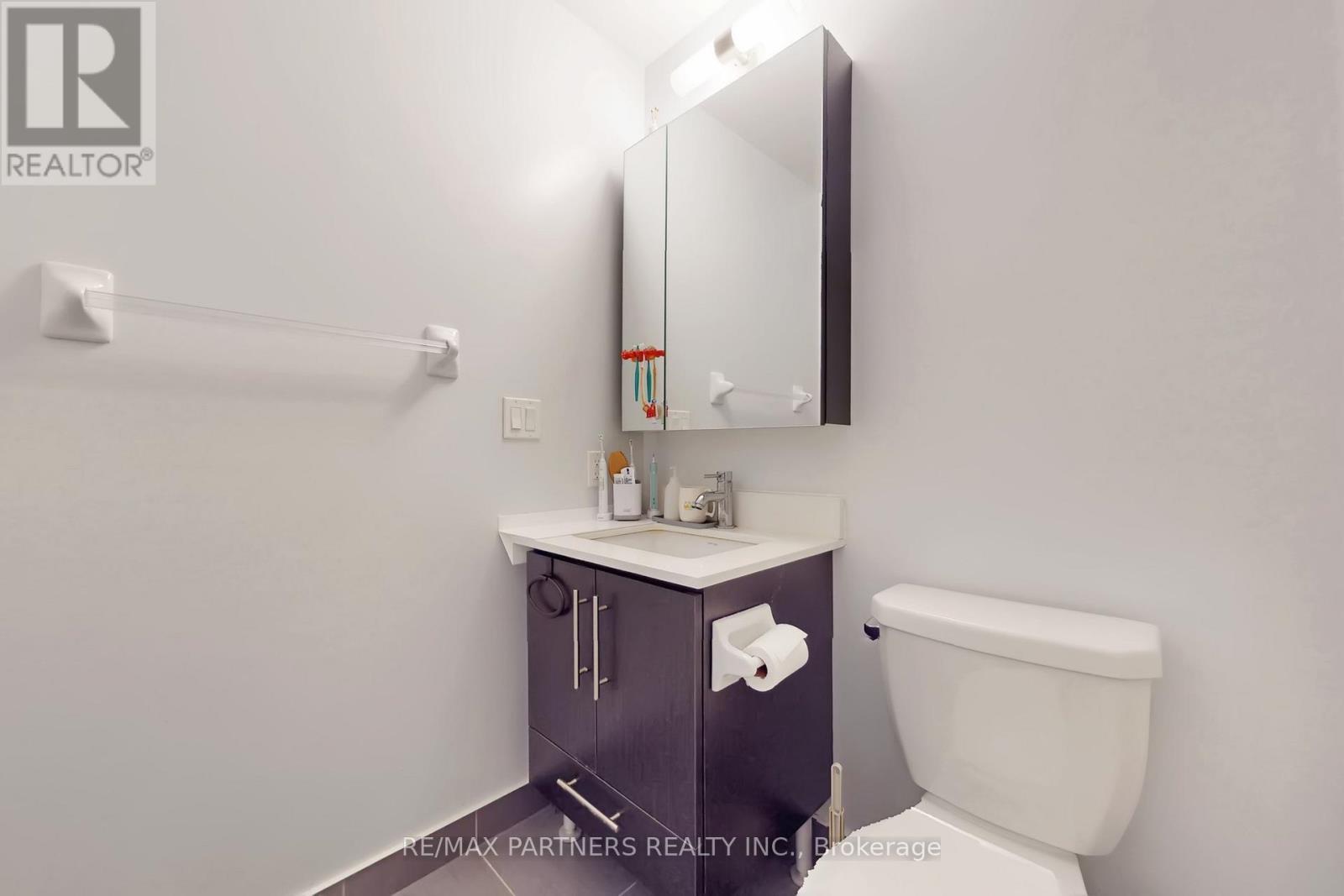 1906 - 65 Oneida Crescent, Richmond Hill, Ontario  L4B 0B1 - Photo 20 - N12742902