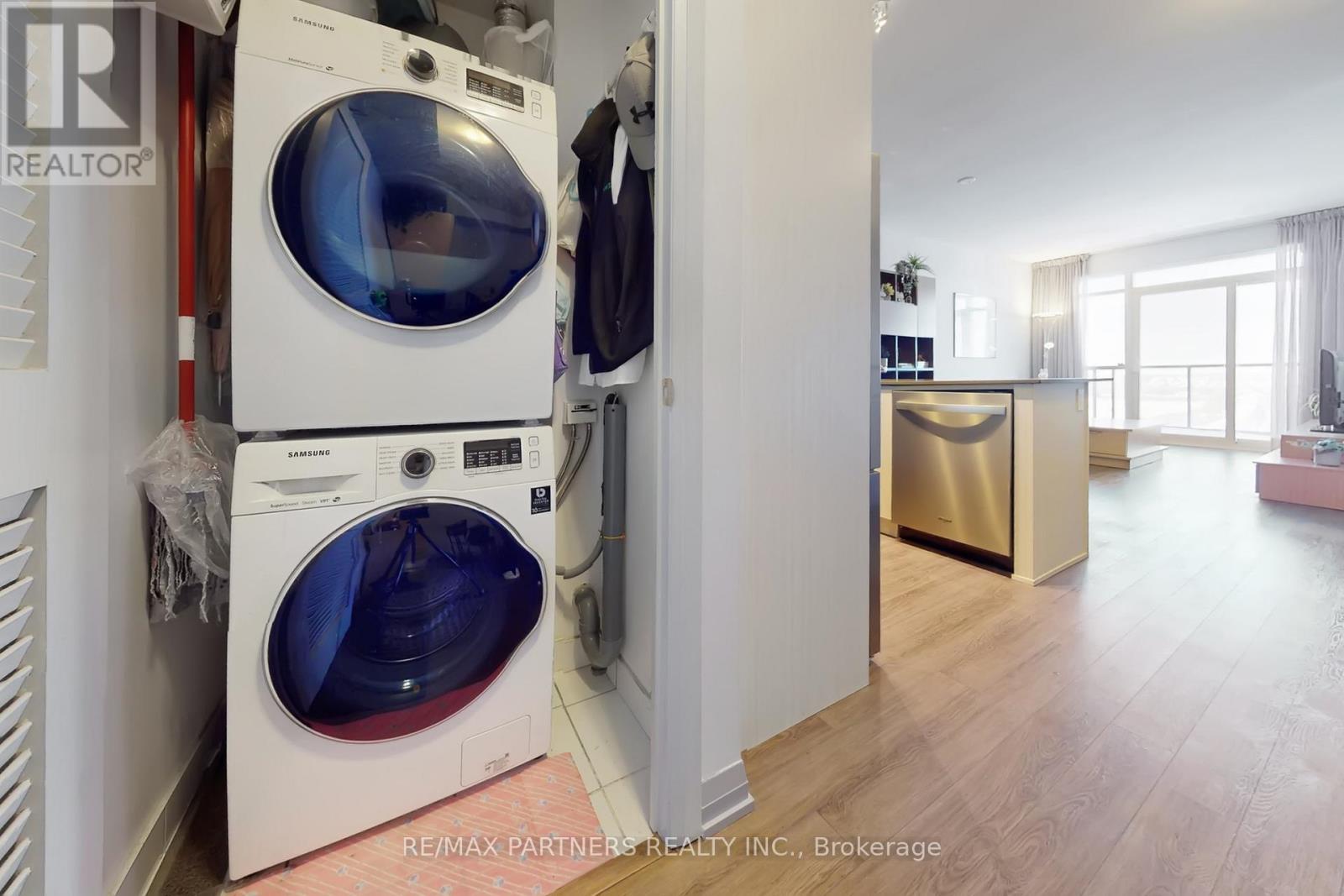 1906 - 65 Oneida Crescent, Richmond Hill, Ontario  L4B 0B1 - Photo 22 - N12742902