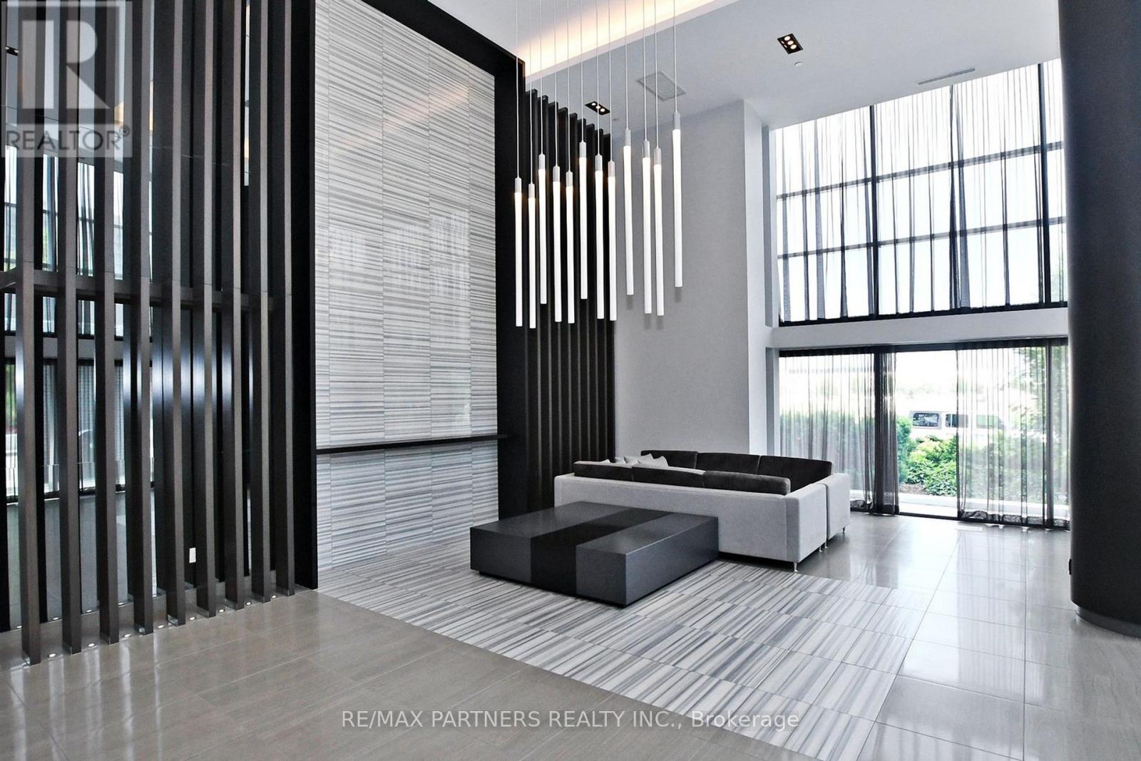 1906 - 65 Oneida Crescent, Richmond Hill, Ontario  L4B 0B1 - Photo 6 - N12742902