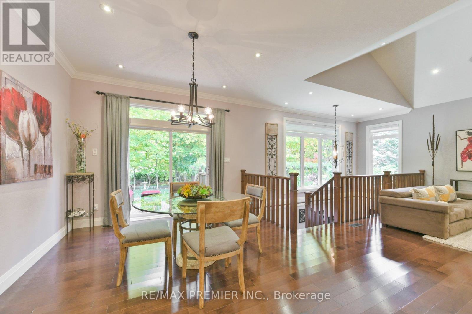 2 Hilltop Court, Springwater (Snow Valley), Ontario  L0L 1Y3 - Photo 10 - S12742920