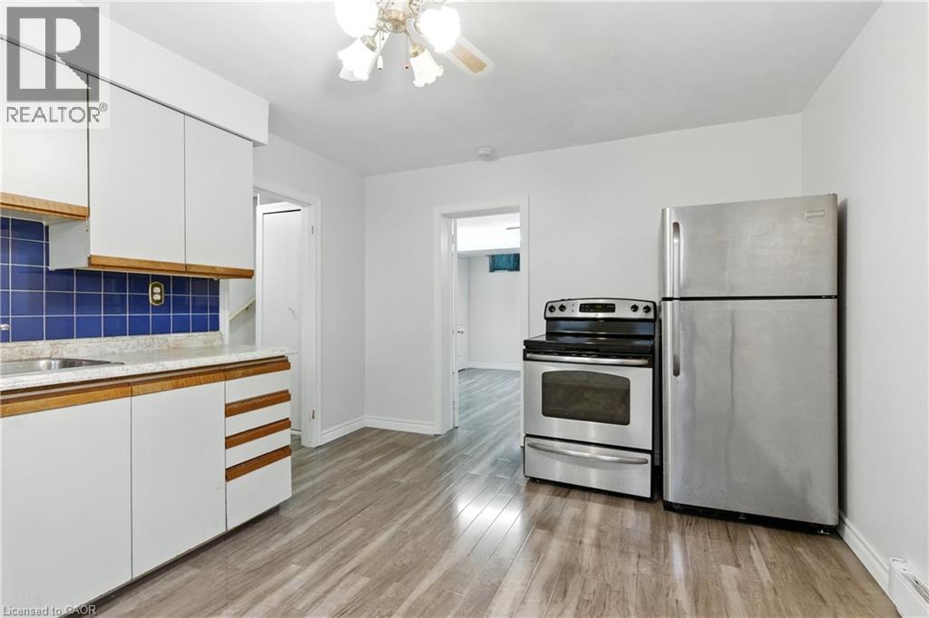 24 Macklin Street N, Hamilton, Ontario  L8S 3S1 - Photo 9 - 40801932