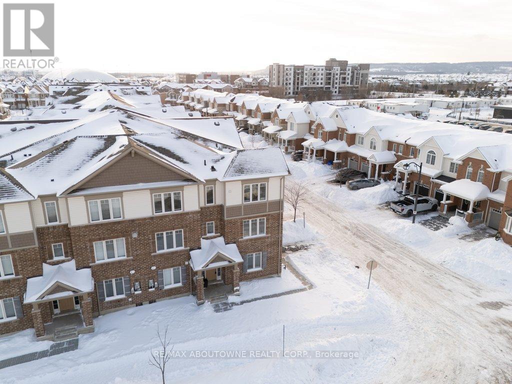 1133 Duignan Crescent, Milton, Ontario  L9E 1C3 - Photo 40 - W12742852