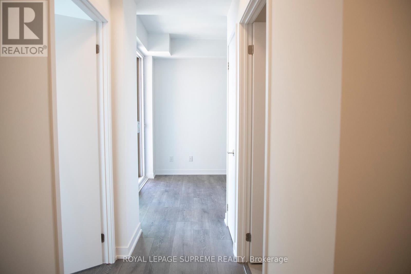 704 - 1787 St Clair Avenue W, Toronto, Ontario  M6N 0B7 - Photo 5 - W12742870