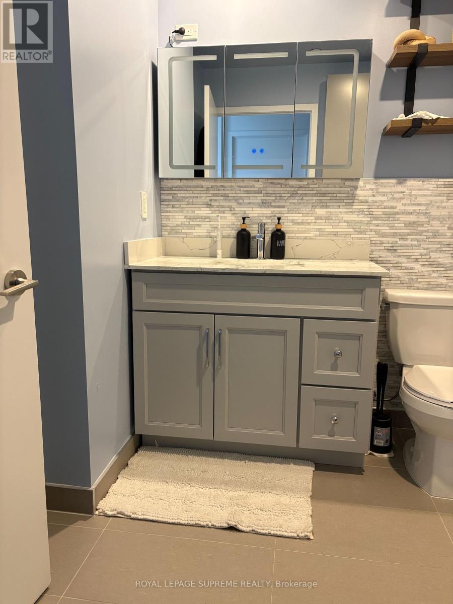 704 - 1787 St Clair Avenue W, Toronto, Ontario  M6N 0B7 - Photo 9 - W12742870