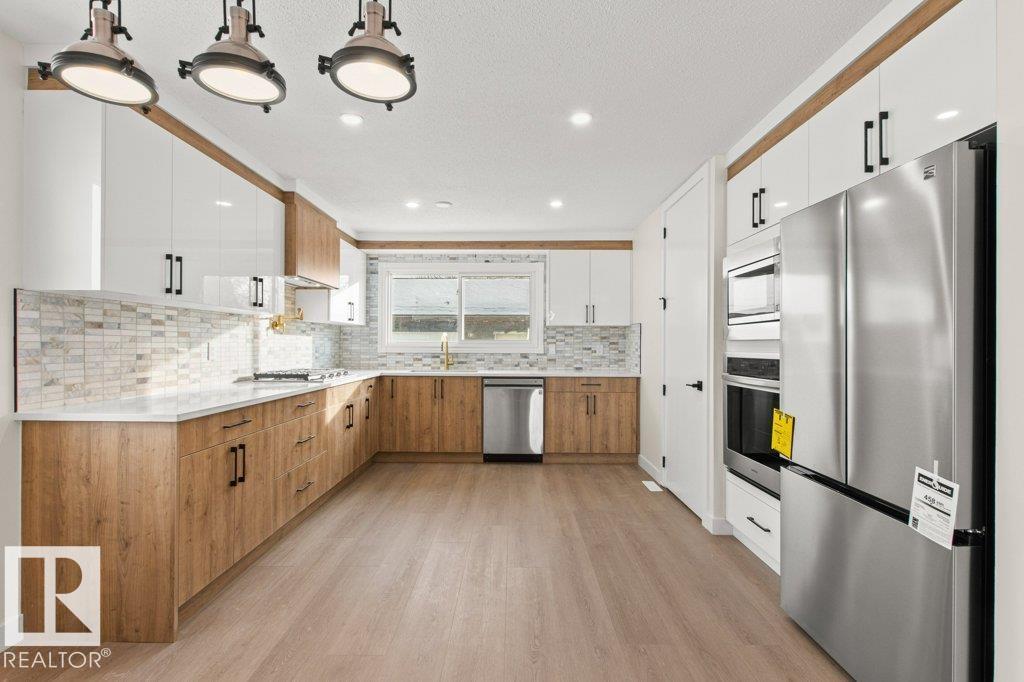 3043 142 Av Nw, Edmonton, Alberta T5Y 1J1 - Photo 4 - E4471540