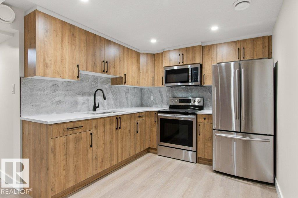 3043 142 Av Nw, Edmonton, Alberta T5Y 1J1 - Photo 37 - E4471540