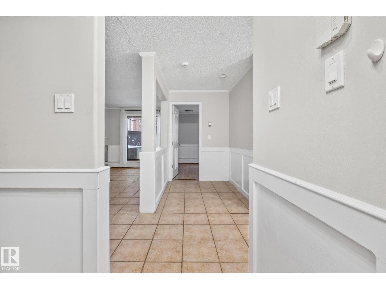 #g9 10148 118 St Nw, Edmonton, Alberta T5K 1Y4 - Photo 13 - E4471644