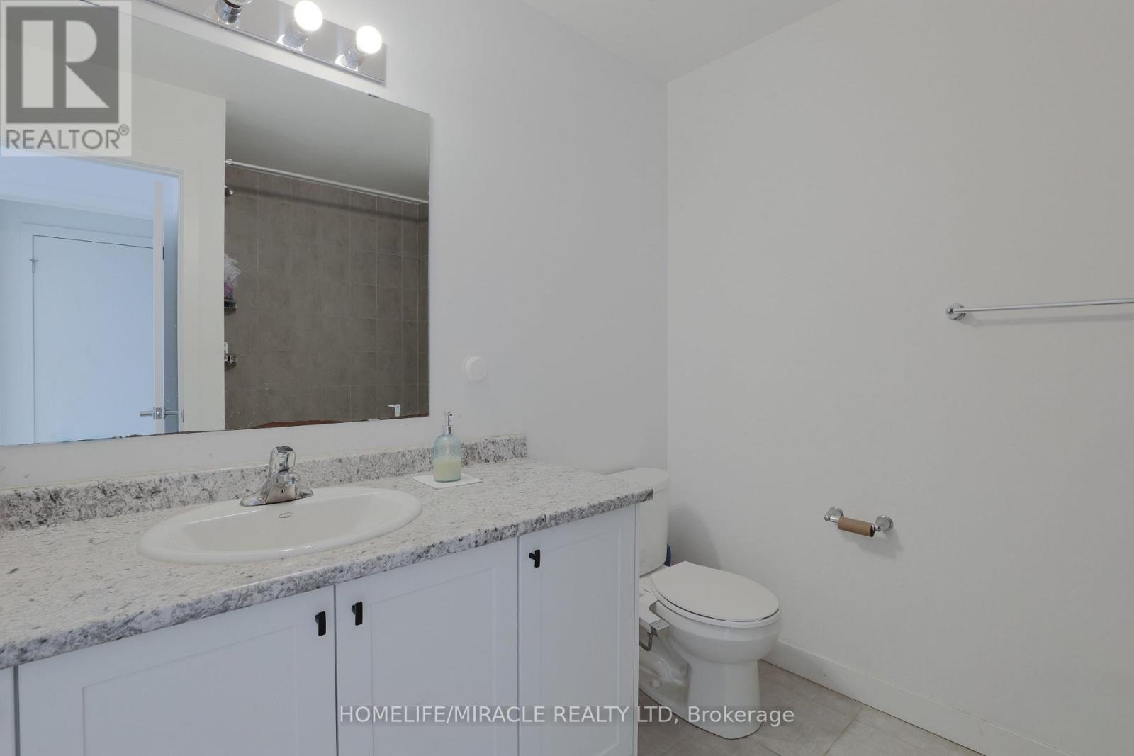 105 Pony Way, Kitchener, Ontario  N2R 0R8 - Photo 14 - X12742916