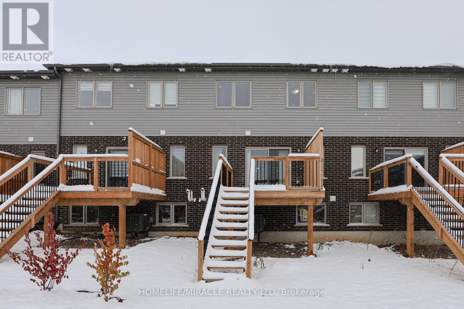 105 Pony Way, Kitchener, Ontario  N2R 0R8 - Photo 26 - X12742916