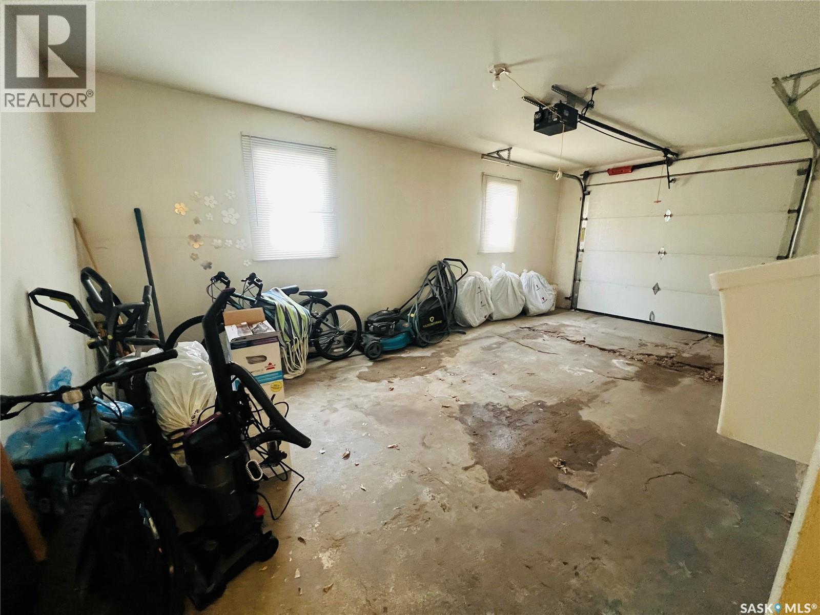 596 1st Avenue Ne, Swift Current, Saskatchewan  S9H 2B7 - Photo 25 - SK027680