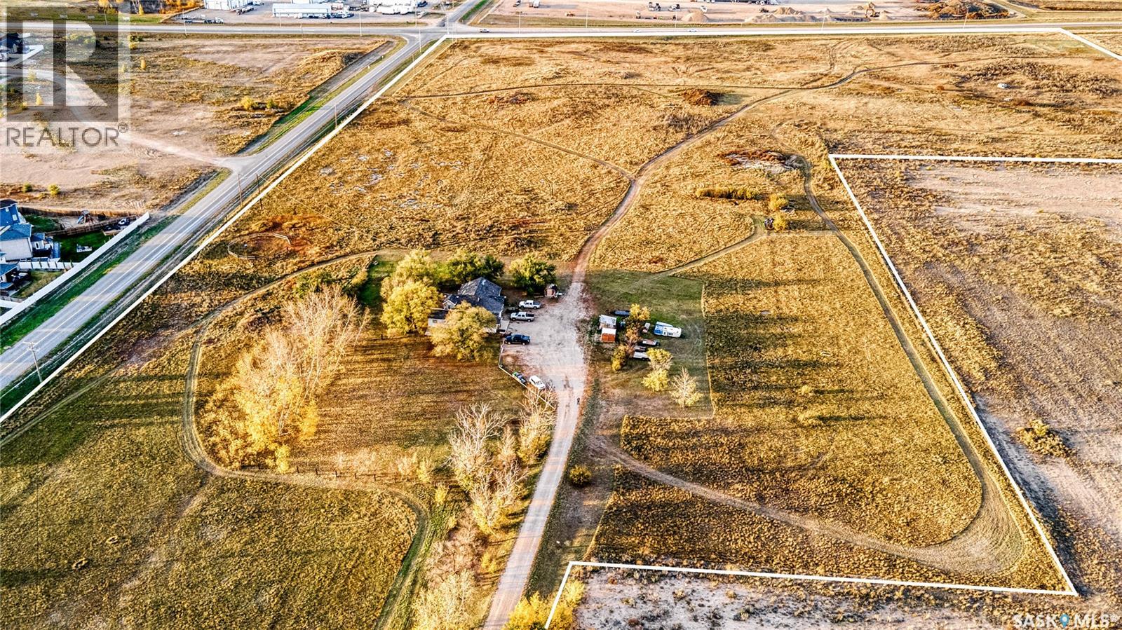 600 5th AVENUE E, pilot butte, Saskatchewan