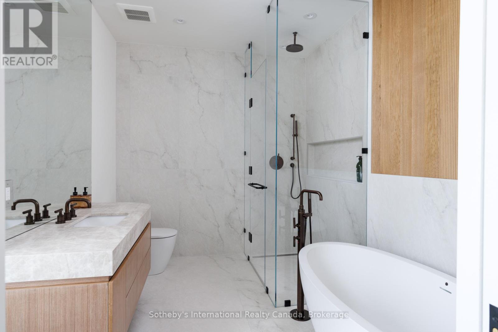 222 Burgundy Drive, Oakville, Ontario  L6J 4G1 - Photo 26 - W12742986