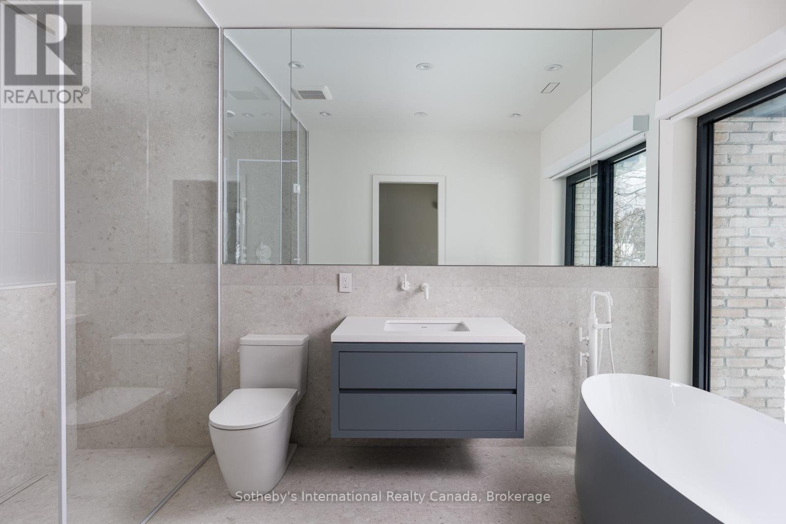 222 Burgundy Drive, Oakville, Ontario  L6J 4G1 - Photo 29 - W12742986