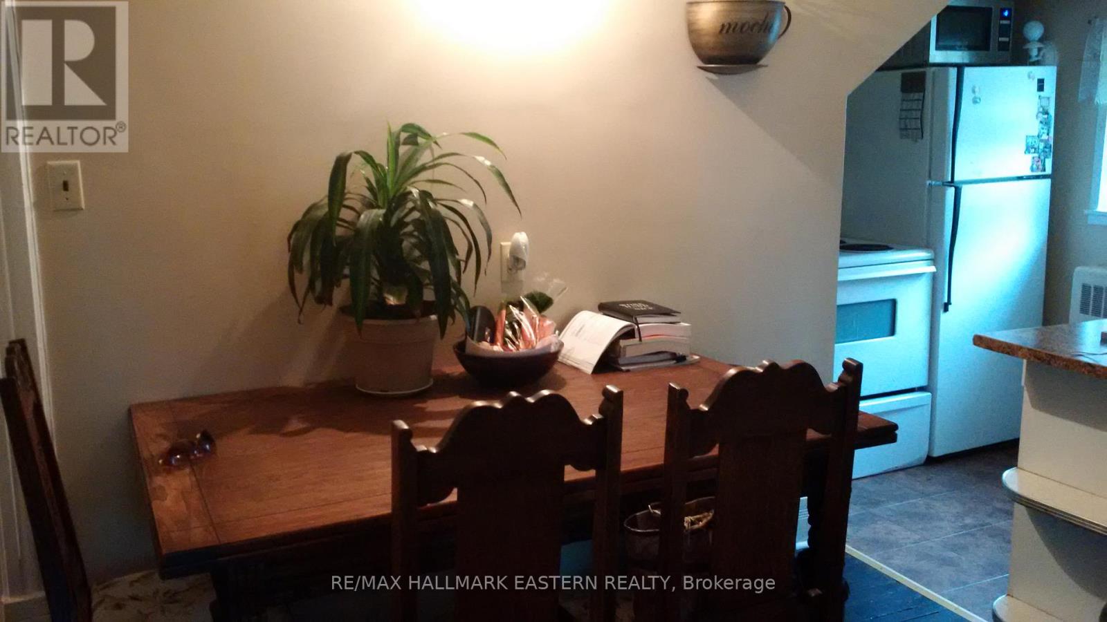 629 Rubidge Street, Peterborough (Town Ward 3), Ontario  K9H 4E9 - Photo 12 - X12740344