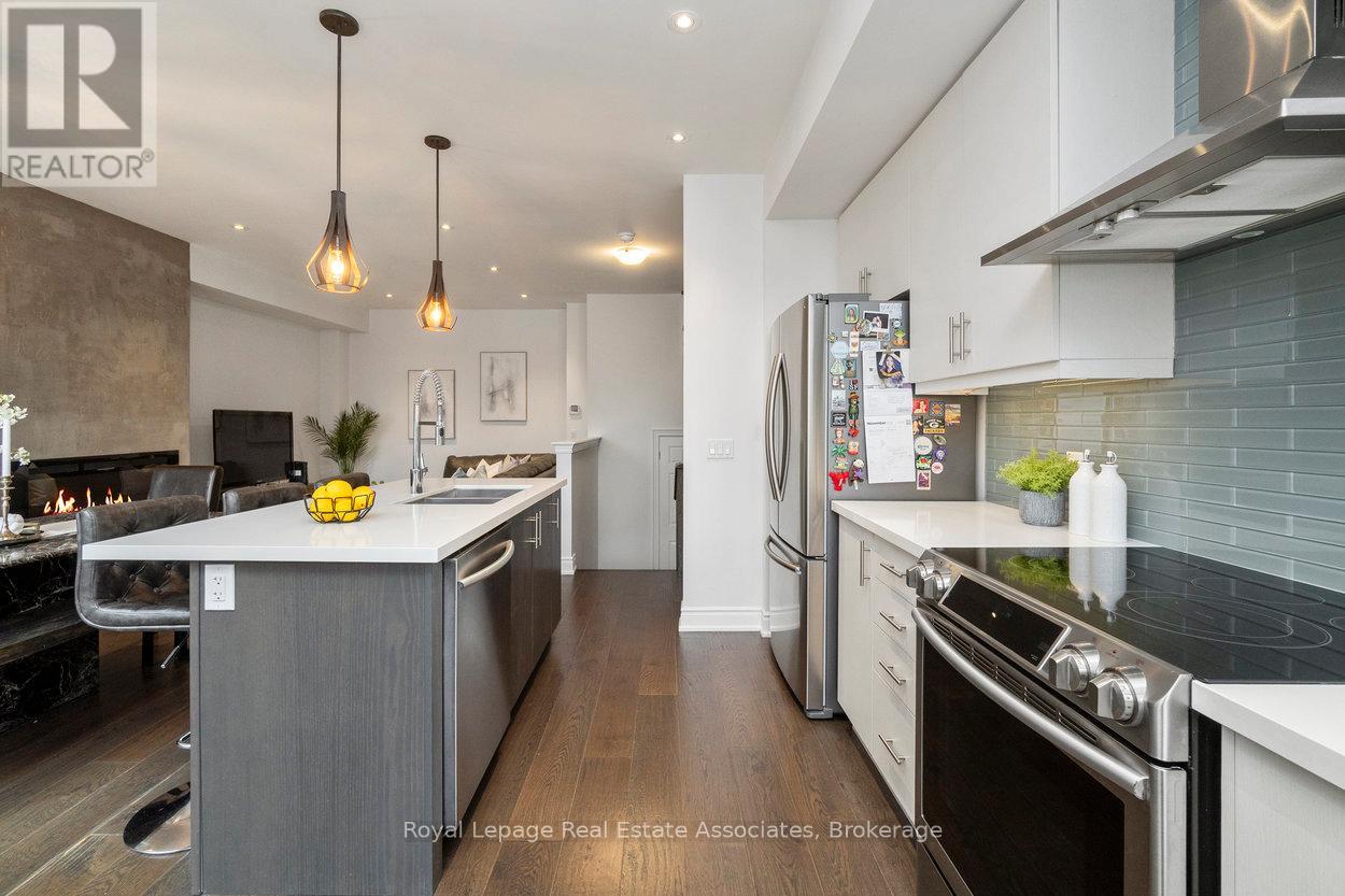 3076 Cascade Common, Oakville, Ontario  L6H 0R7 - Photo 12 - W12545268