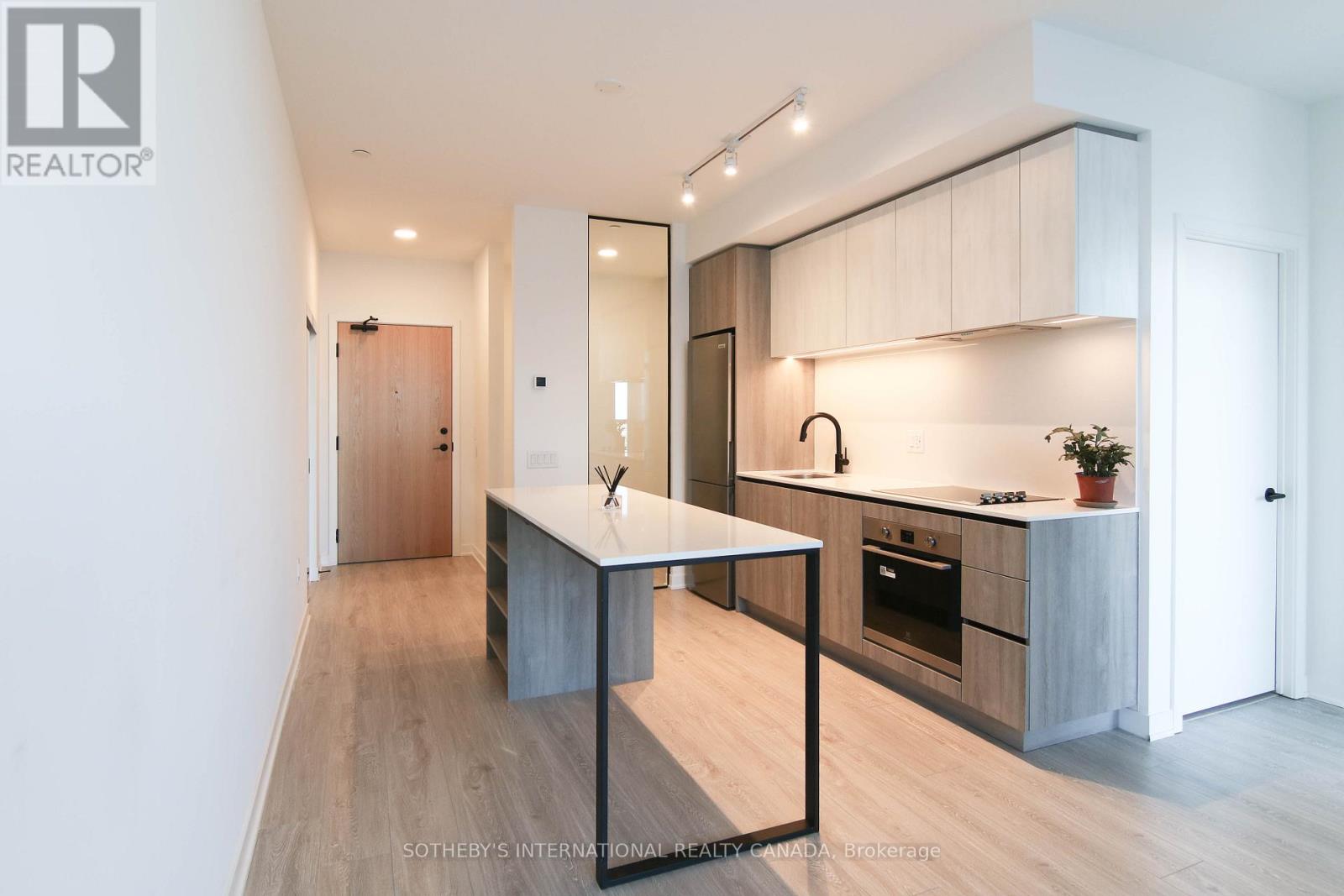 811 - 2495 Eglinton Avenue, Mississauga, Ontario  L5M 2V8 - Photo 5 - W12691880