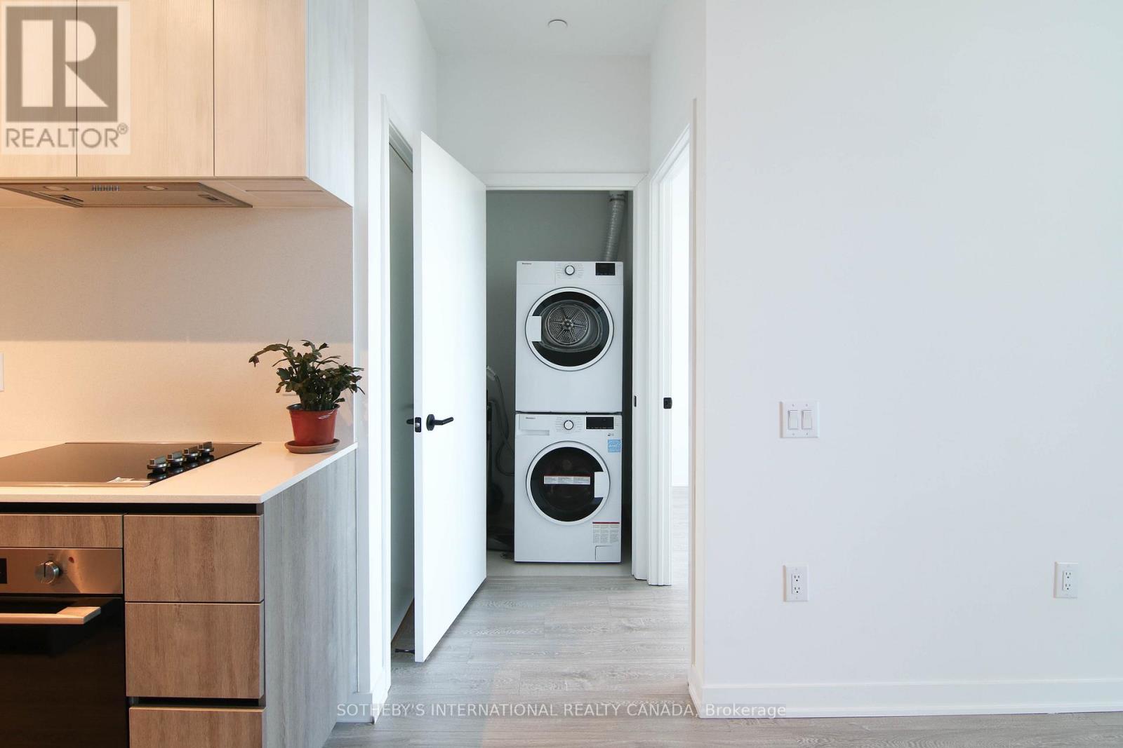 811 - 2495 Eglinton Avenue, Mississauga, Ontario  L5M 2V8 - Photo 9 - W12691880