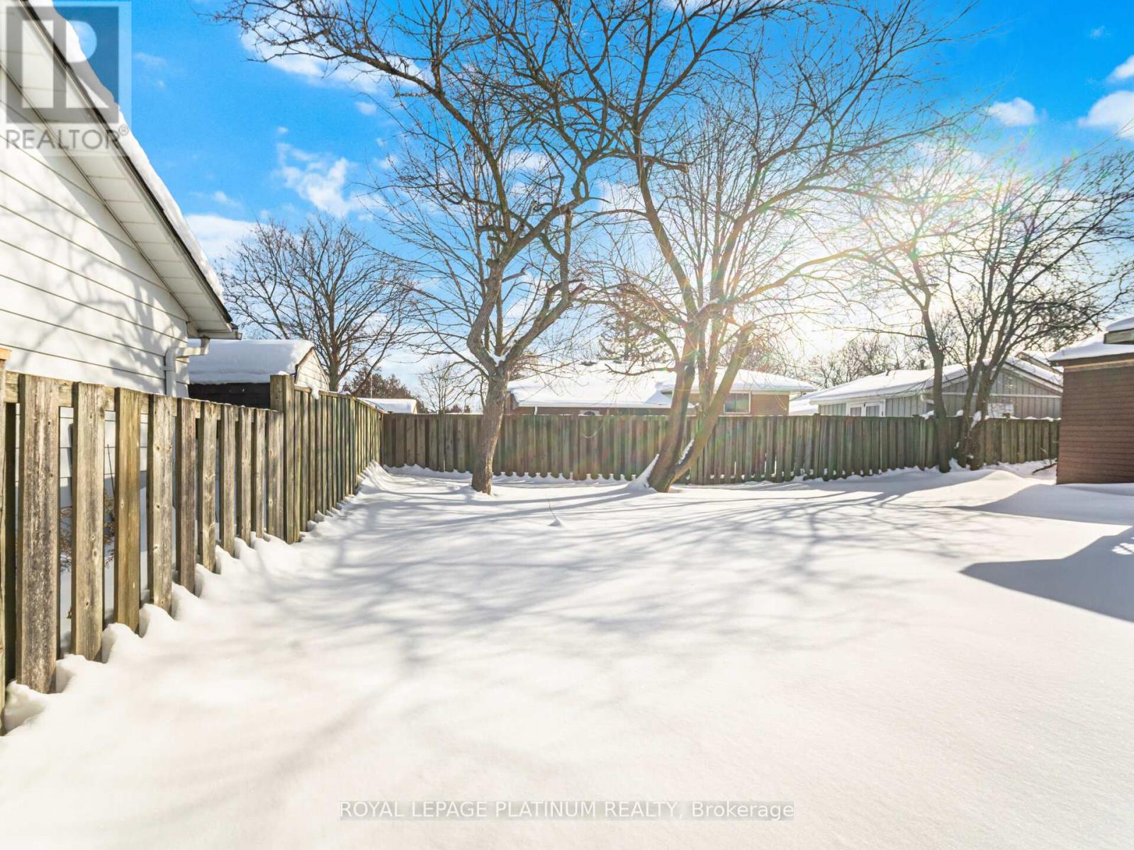 33 Campbell Drive, Brampton, Ontario  L6X 2H8 - Photo 45 - W12742516