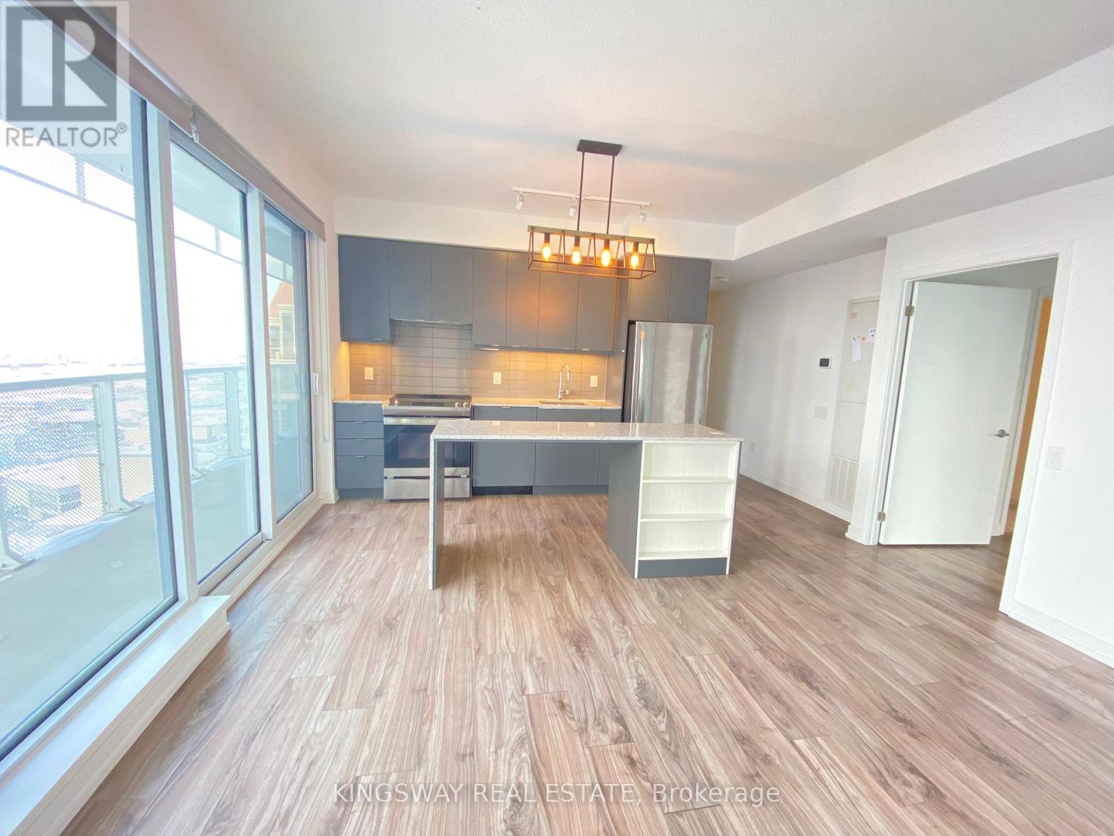 2803 - 4065 Confederation Parkway, Mississauga, Ontario  L5B 0L4 - Photo 11 - W12741650