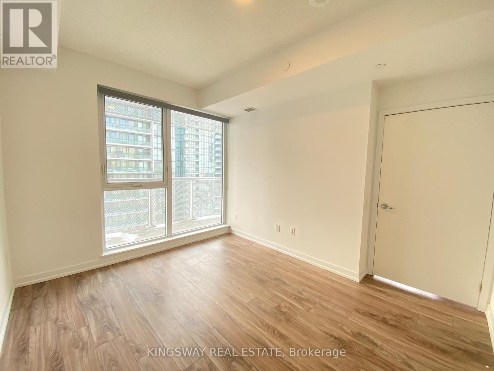 2803 - 4065 Confederation Parkway, Mississauga, Ontario  L5B 0L4 - Photo 17 - W12741650