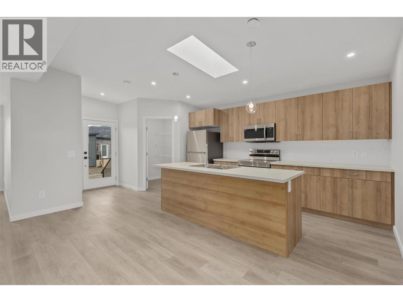 8900 Jim Bailey Road Unit# 190, Kelowna, British Columbia  V4V 1E5 - Photo 8 - 10374344