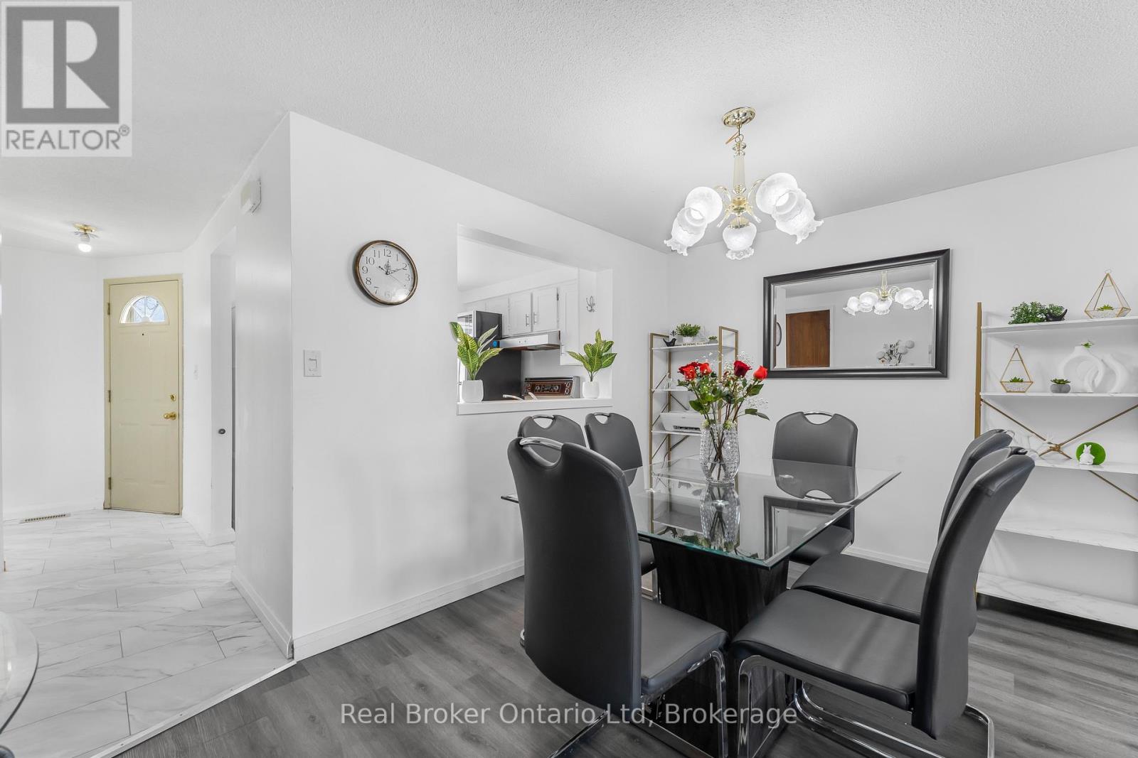 8 - 5982 Dunn Street, Niagara Falls, Ontario L2G 7J9 - Photo 10 - X12742956