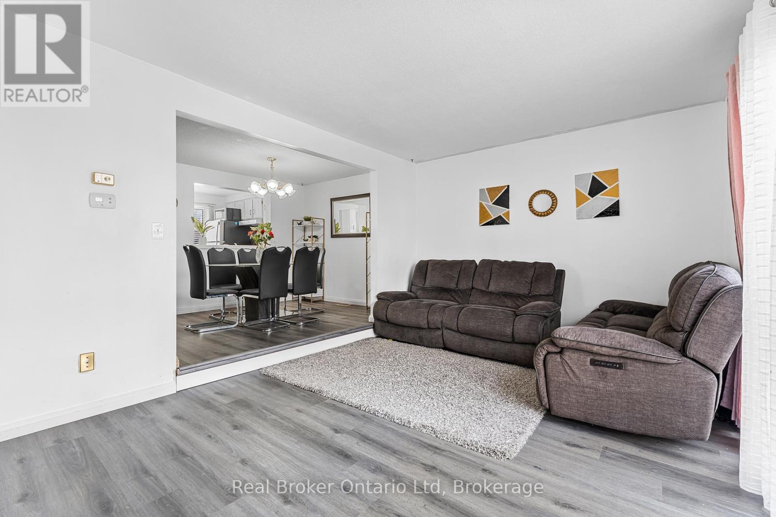 8 - 5982 Dunn Street, Niagara Falls, Ontario L2G 7J9 - Photo 14 - X12742956